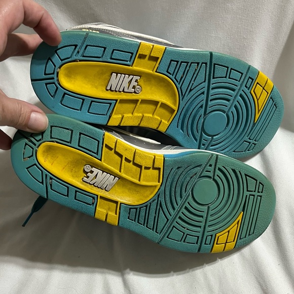 Nike air prestige - silver high tops women’s size 7 - Picture 5 of 9